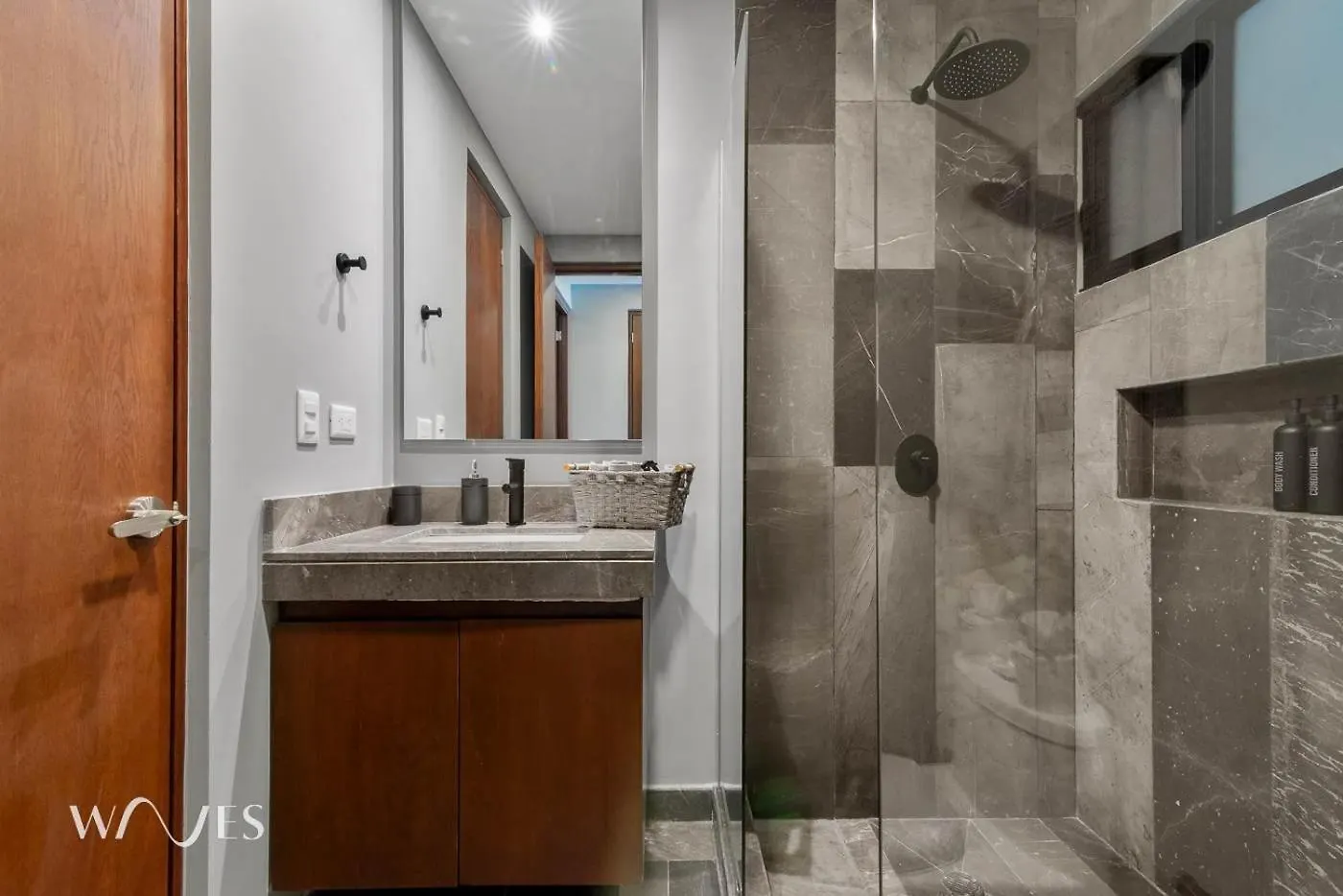 Modern 1 Bedroom Apartment With Luxury Amenities At Paramar Black By Waves Tulum